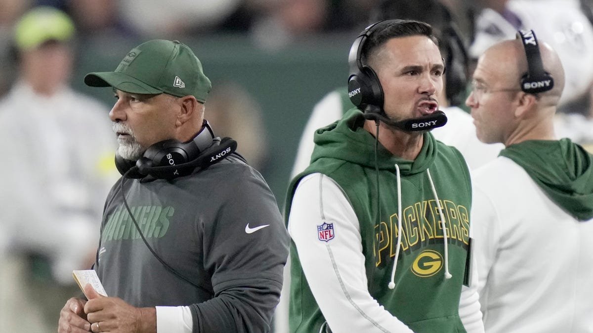 Packers fans blast special teams coordinator Rich Bisaccia after latest blocked kick
