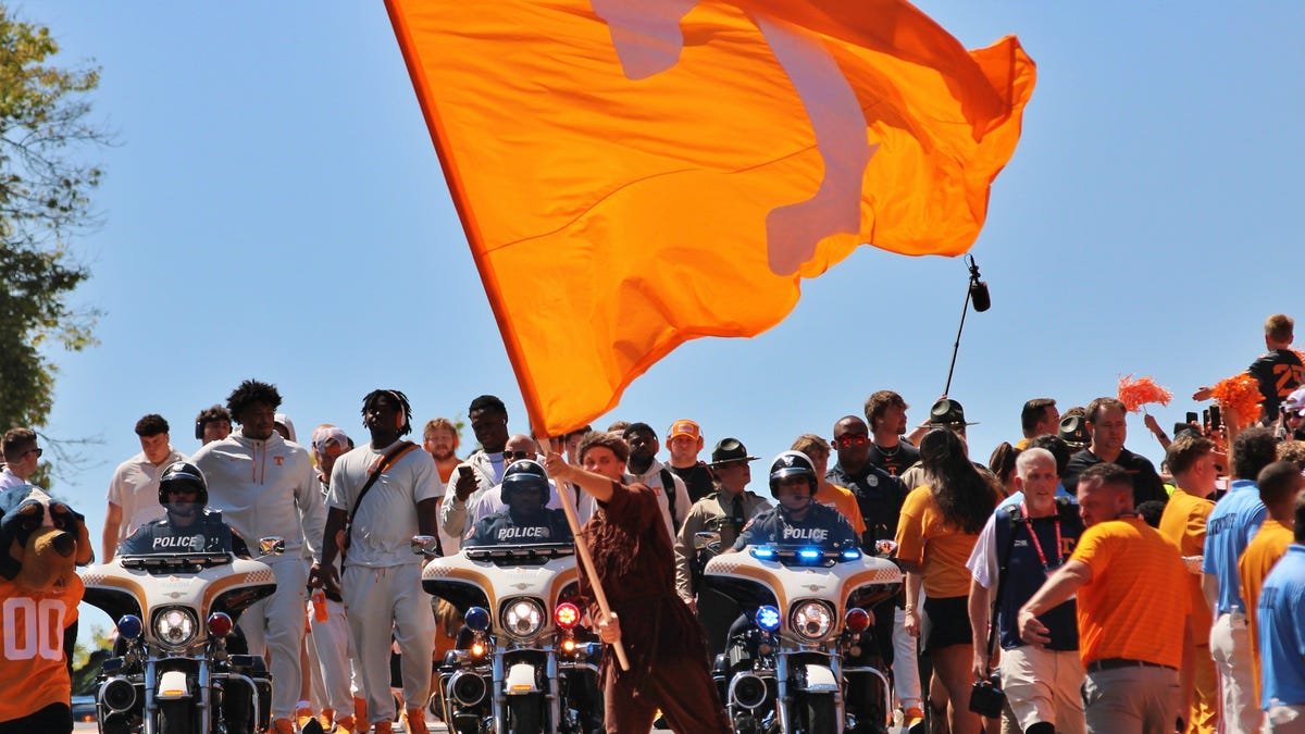 Vol Walk time announced ahead of Tennessee-UAB football game in Week 4