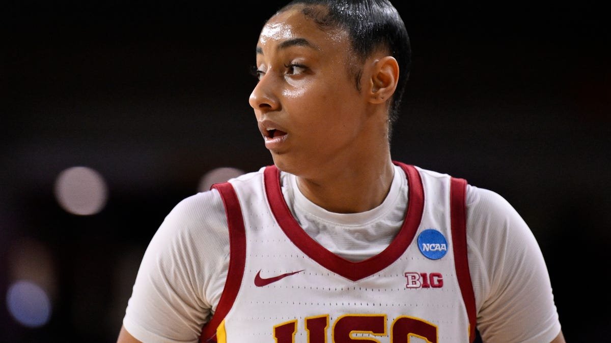 No timetable for USC star to return