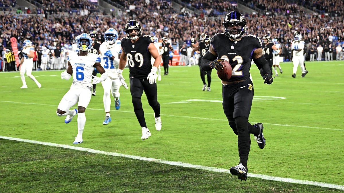 Takeaways from the first half of a 14-14 tie