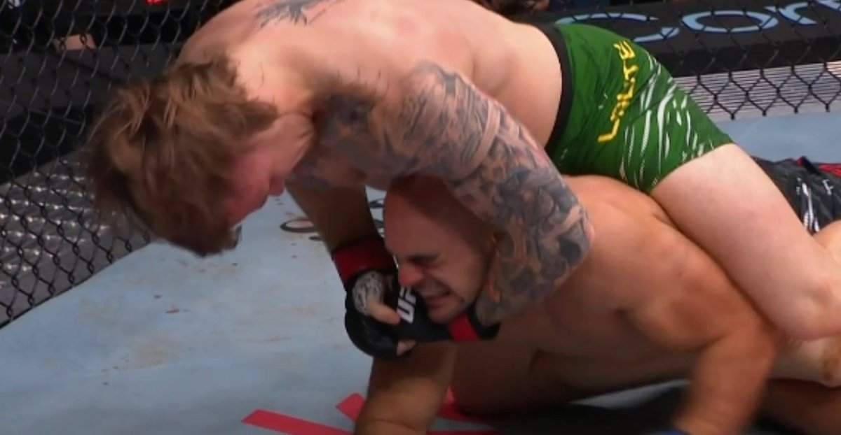 No Way! Crute Hit ‘Em With The ‘Camel Clutch’