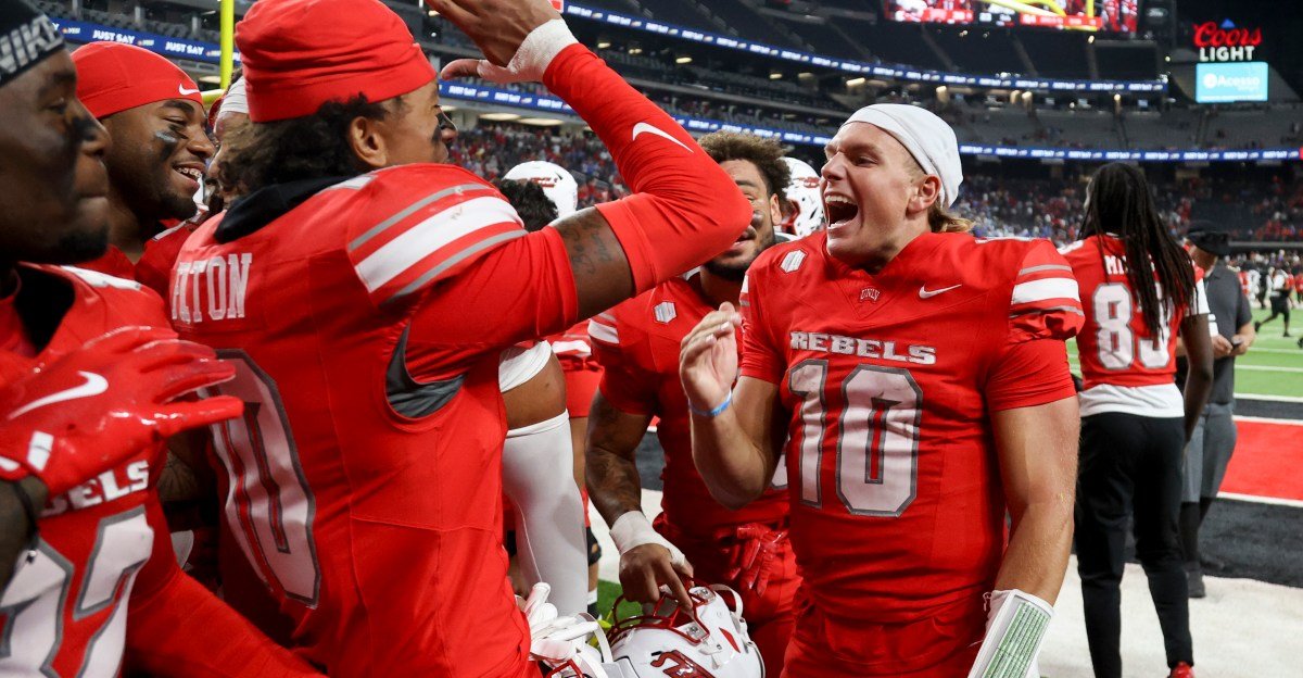 Miami (OH) drops 41-38 heartbreaker to UNLV