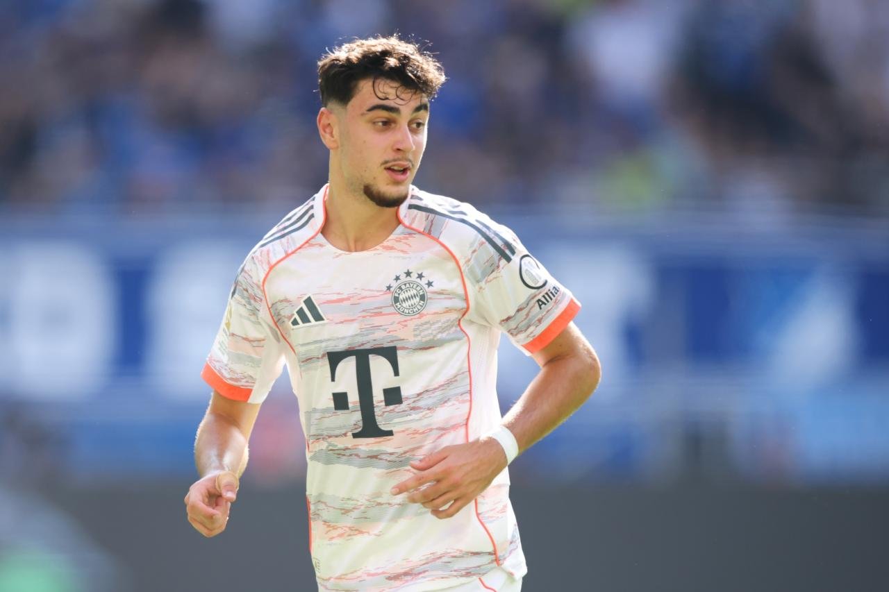 Manchester City and United express interest in Pavlovic