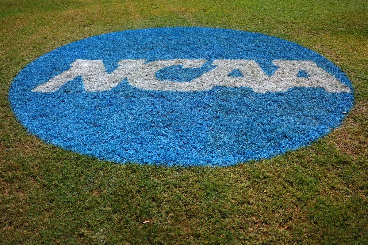 NCAA set to allow college athletes to bet on professional sporting events