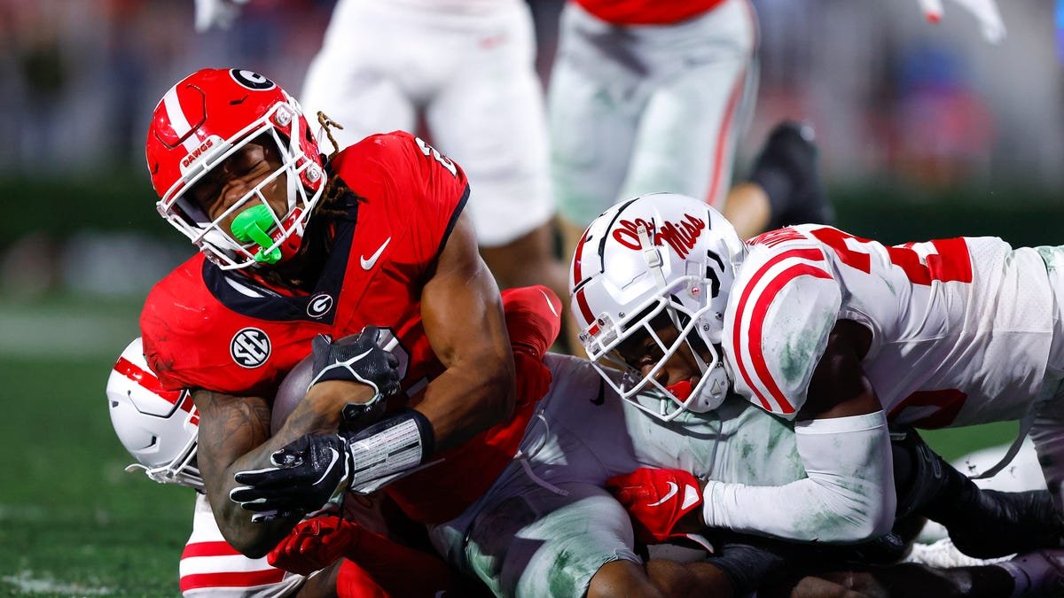 TV, kickoff time announced for Georgia football vs Mississippi