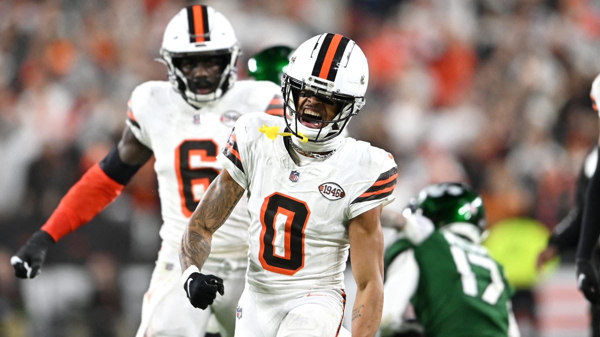 Jaguars trade for Greg Newsome: 3 things to know