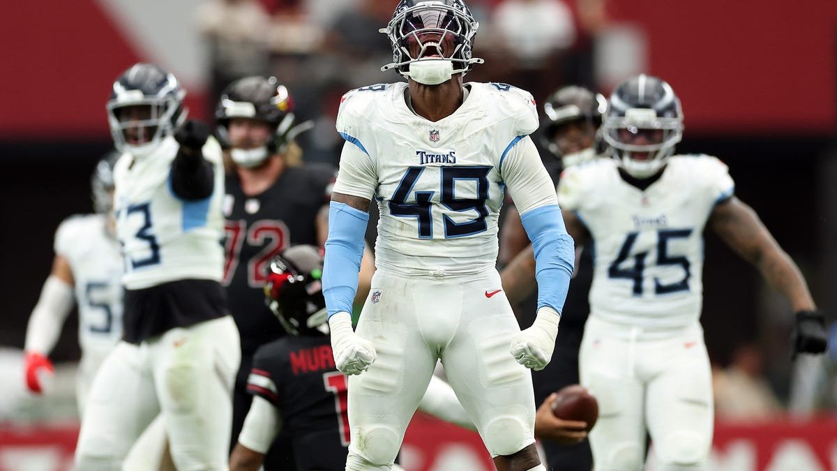 Possible EDGE rusher trade targets for the Eagles before the deadline