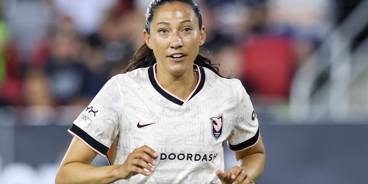 Lesbian soccer legend Christen Heath announces retirement
