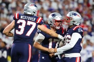 Patriots are early contenders in AFC East after years of being on the outside